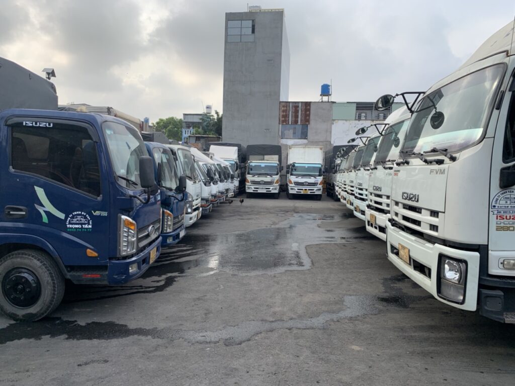 Thuê Xe Tải Chở Hàng Bình Dương